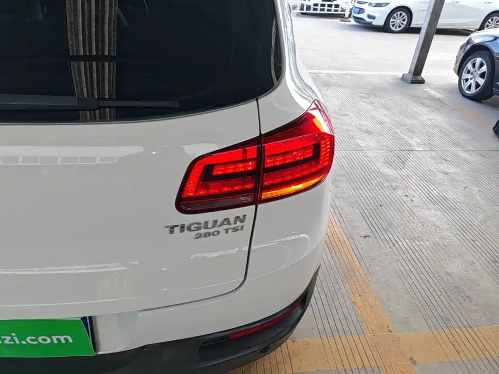 Volkswagen Tiguan — миниатюра 8