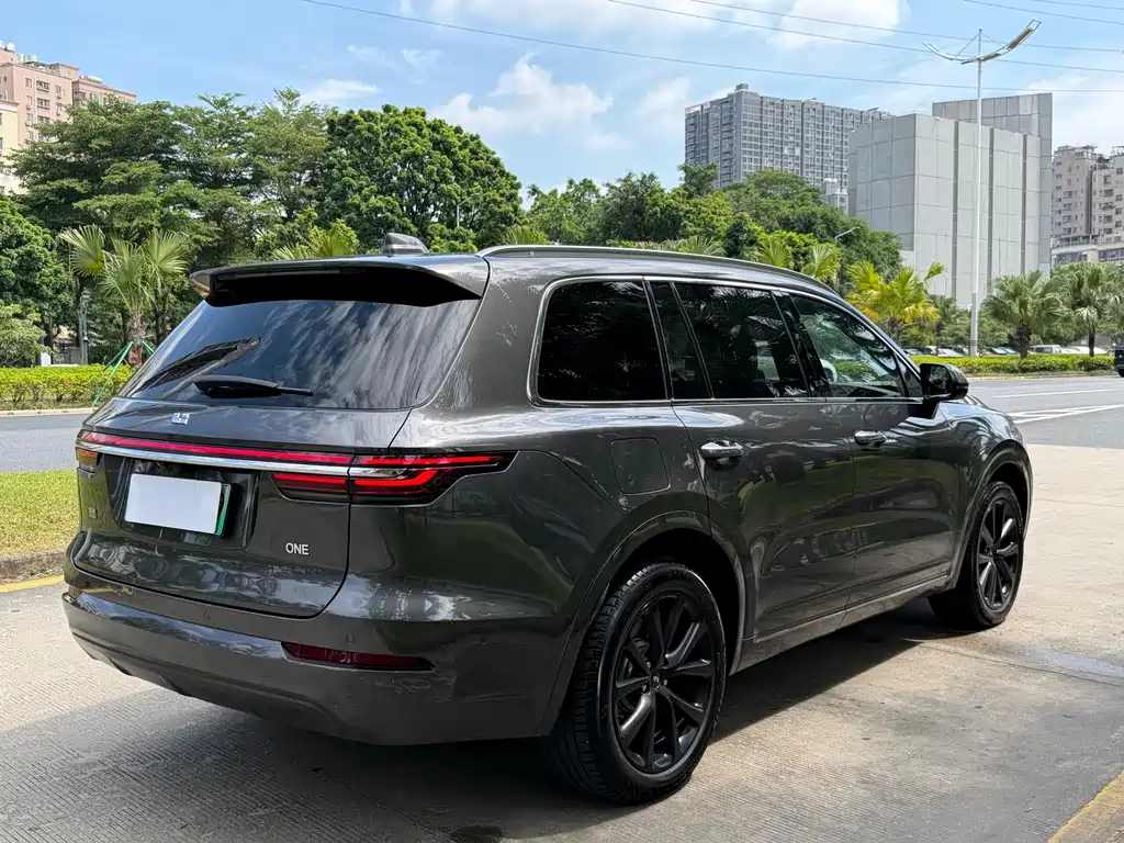 Li Auto Li ONE — миниатюра 4