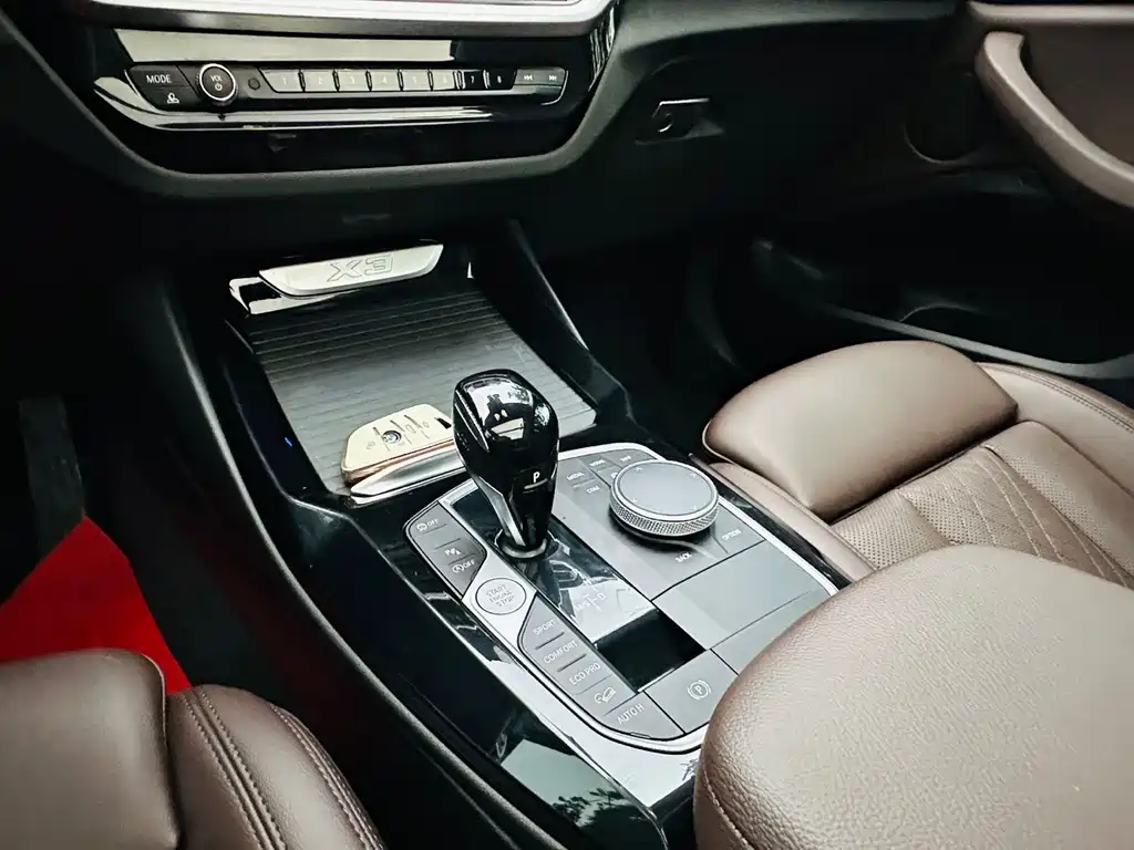BMW X3 — миниатюра 13