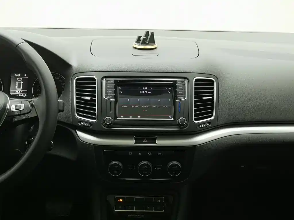 Volkswagen Sharan — миниатюра 12