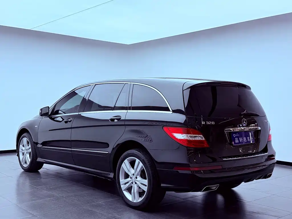Mercedes-Benz R 2017 R 320 4MATIC Luxury