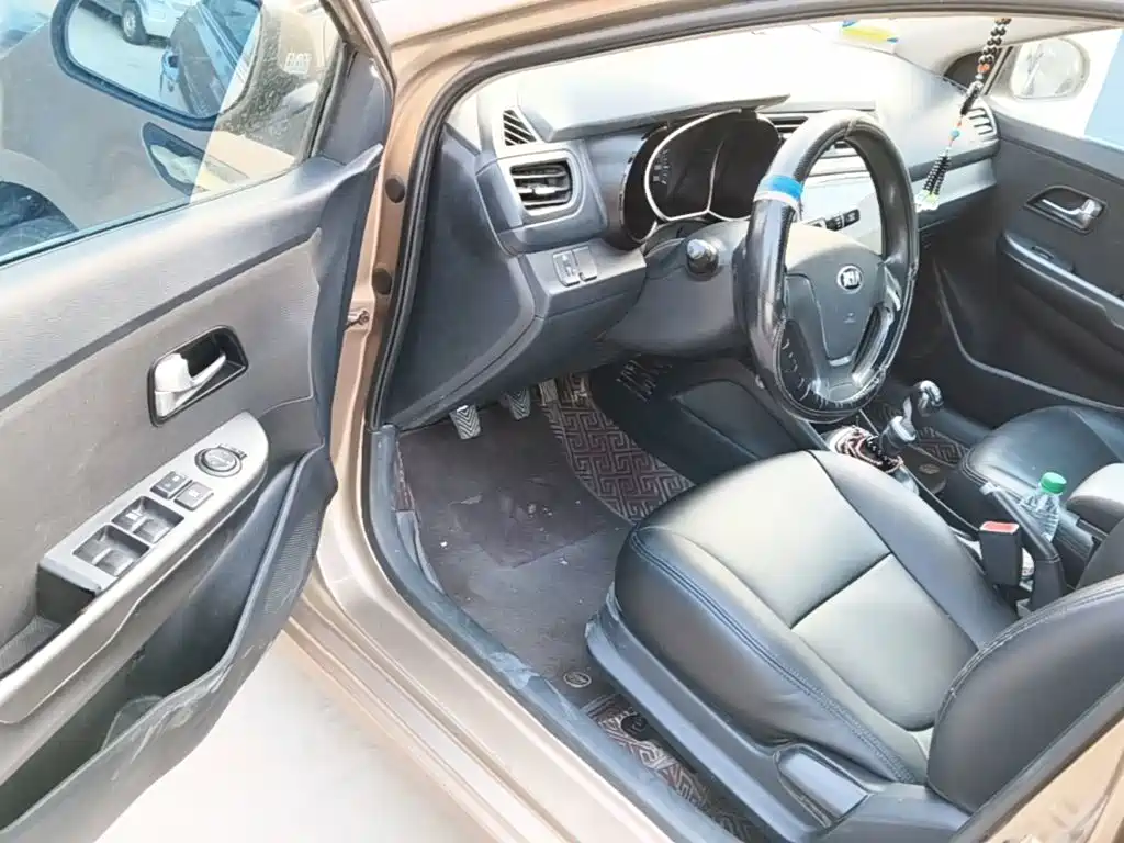 Kia K2 — миниатюра 16