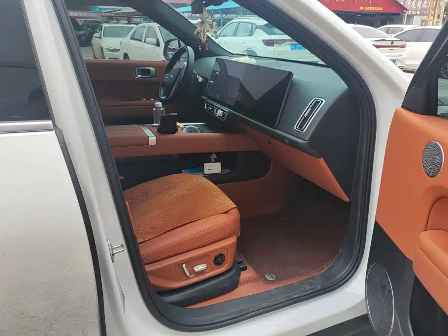 Li Auto Li L6 — миниатюра 8