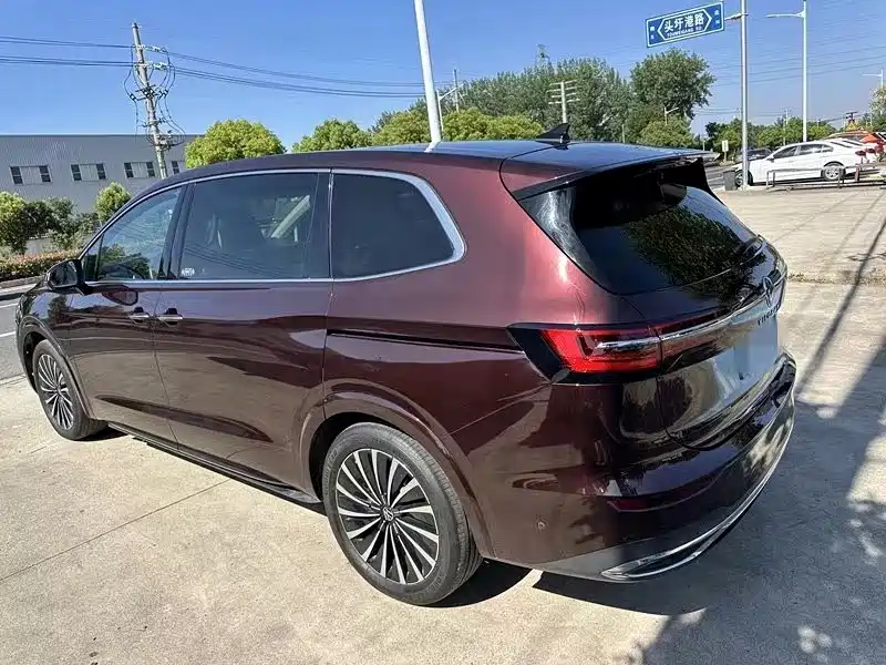 Volkswagen Viloran — миниатюра 4