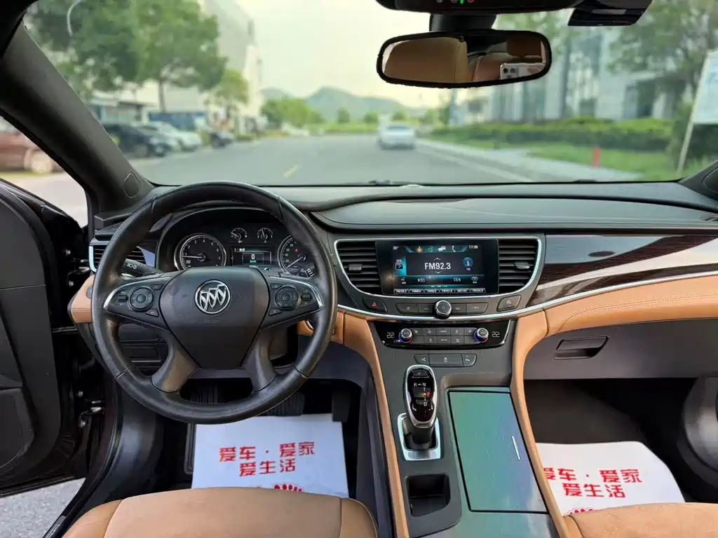 Buick LaCrosse — миниатюра 9