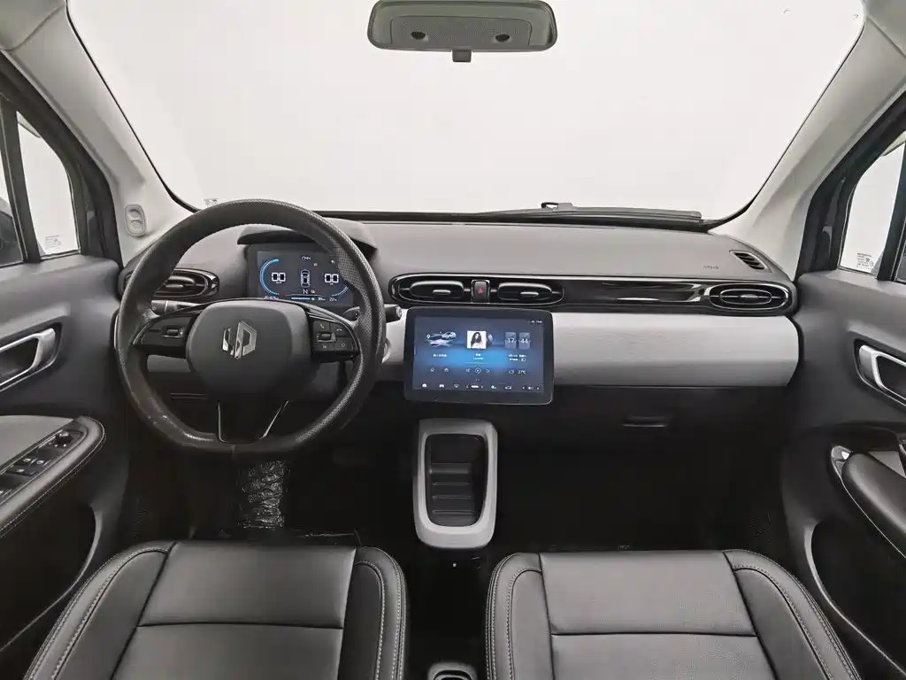 Leapmotor Leapmotor T03 — миниатюра 5
