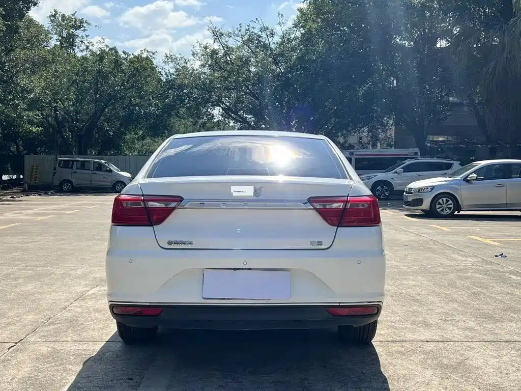 Geely Vision — миниатюра 8