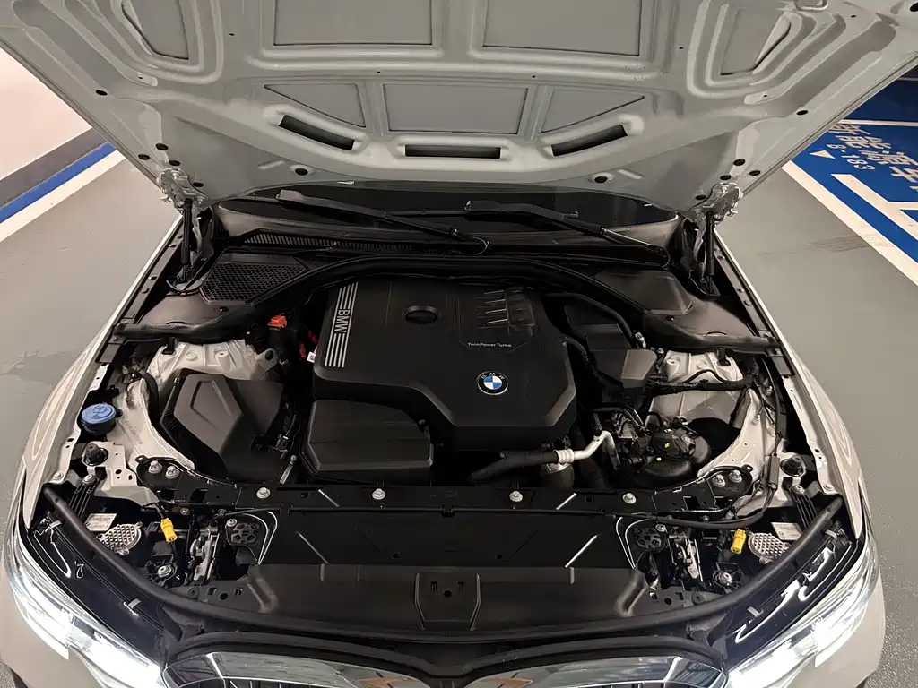 BMW 3 Series — миниатюра 18