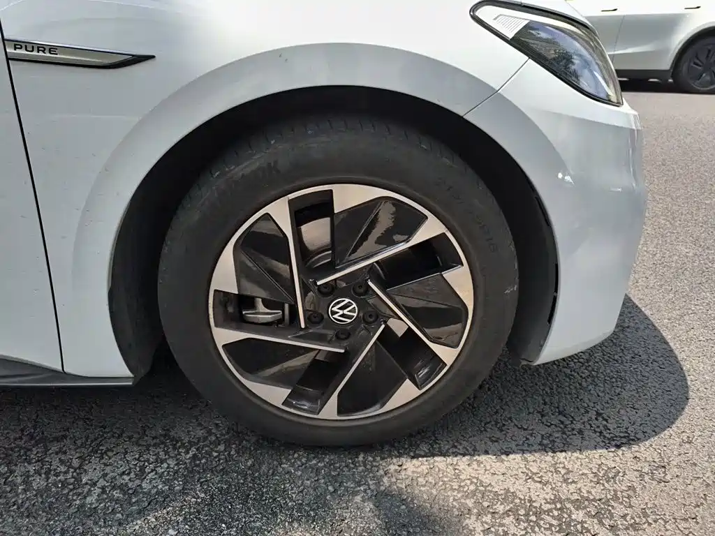 Volkswagen ID.3 — миниатюра 24