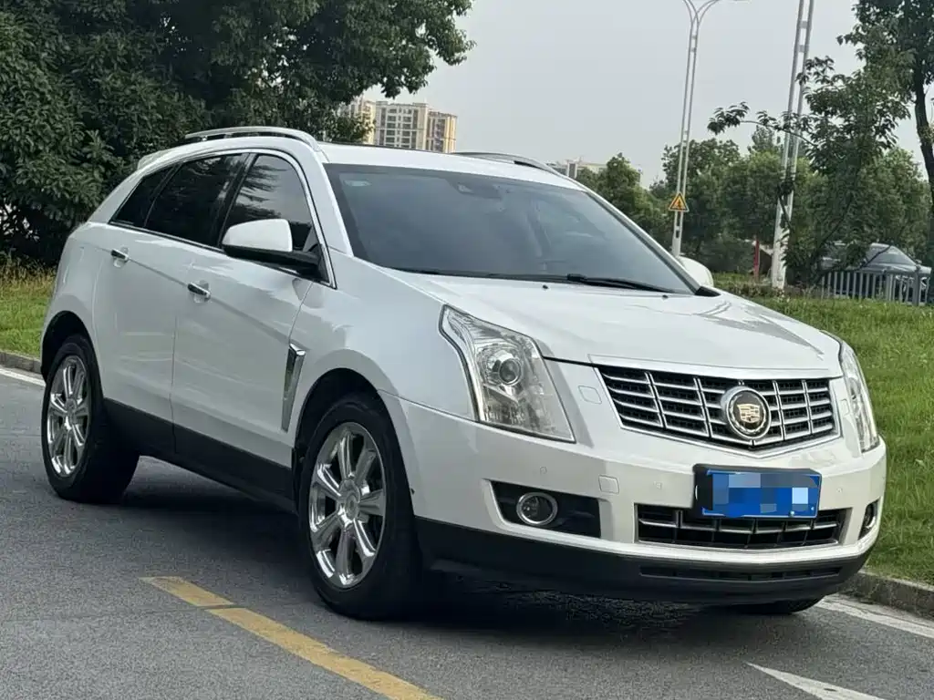 Cadillac SRX — миниатюра 3
