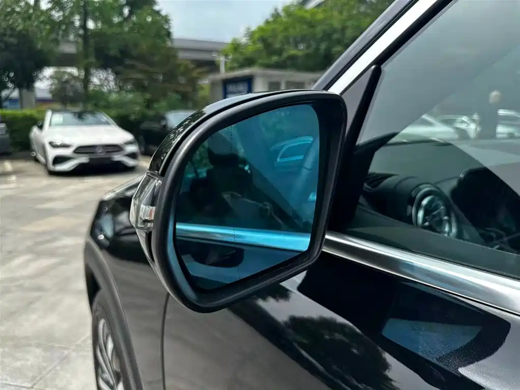 Mercedes-Benz GLB 2024 GLB 220 Fashion