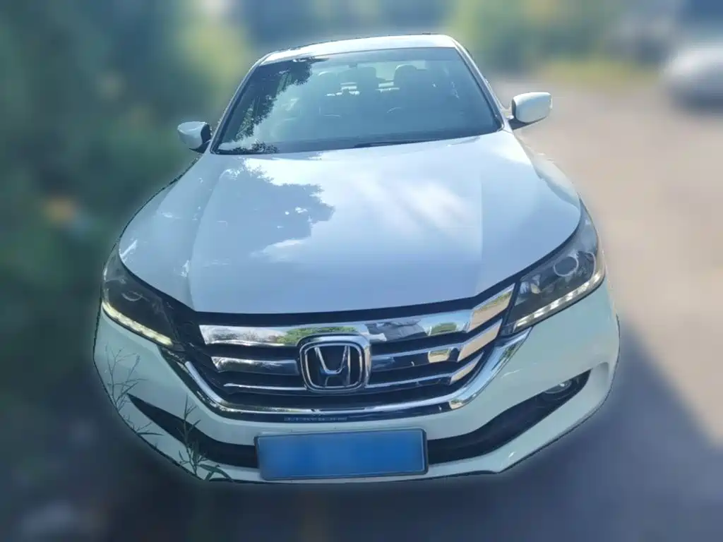 Honda Accord — миниатюра 5