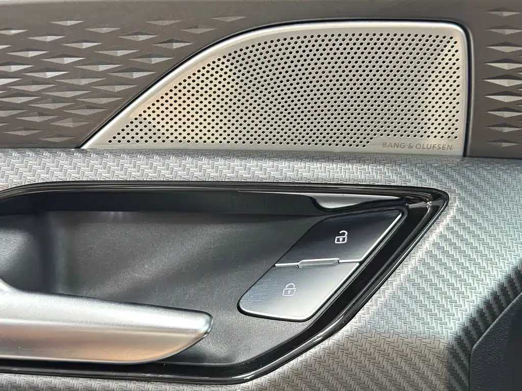 Audi Q6 — миниатюра 22