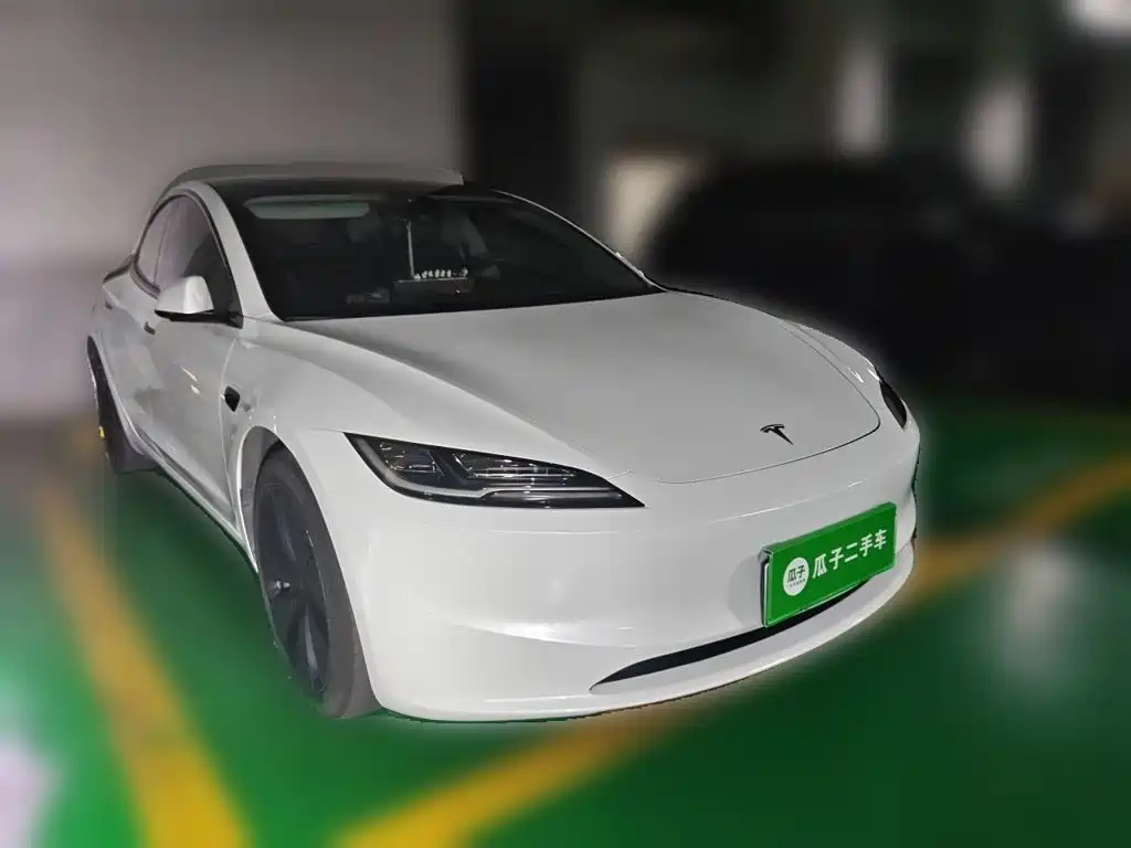 Tesla Model 3 — миниатюра 24
