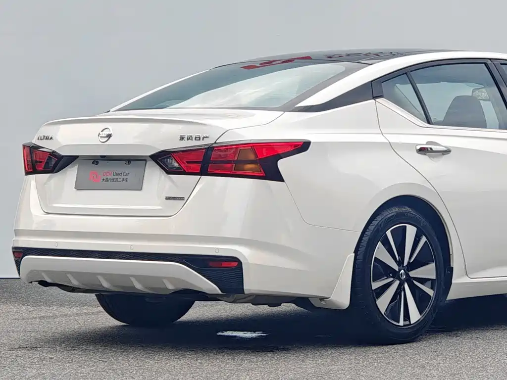 Nissan Teana — миниатюра 7