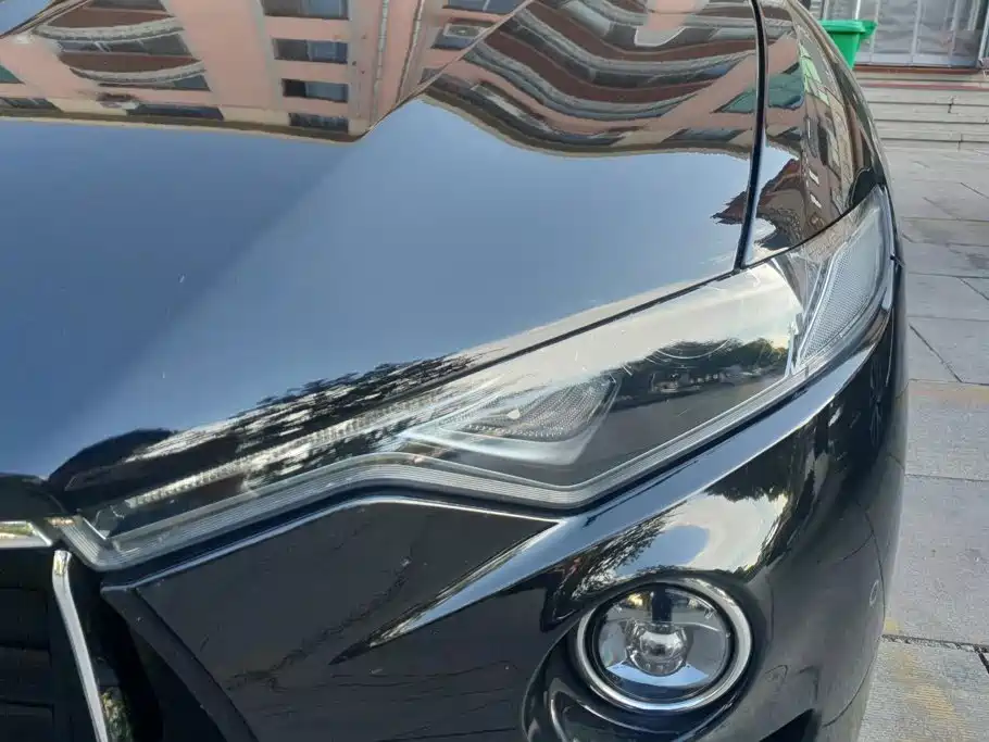 Maserati Levante — миниатюра 5