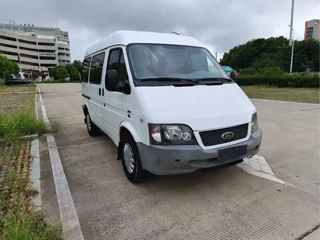 Ford Transit Classic — миниатюра 3