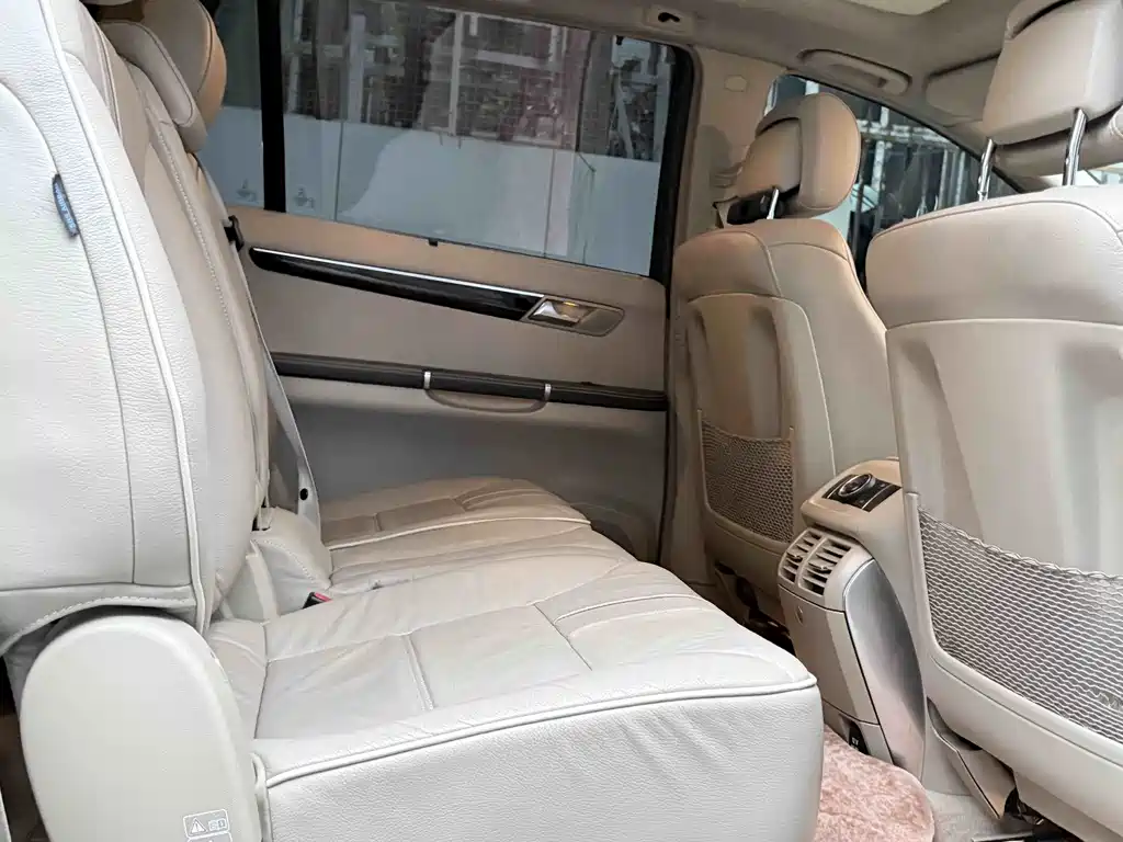 Mercedes-Benz R-Class — миниатюра 16