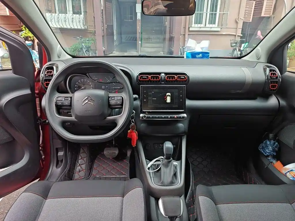 Citroen C4 Aircross — миниатюра 13