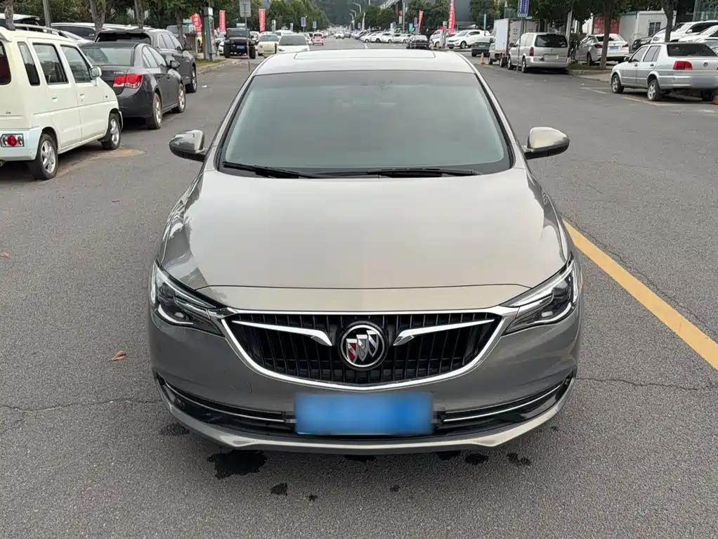Buick Excelle — миниатюра 9
