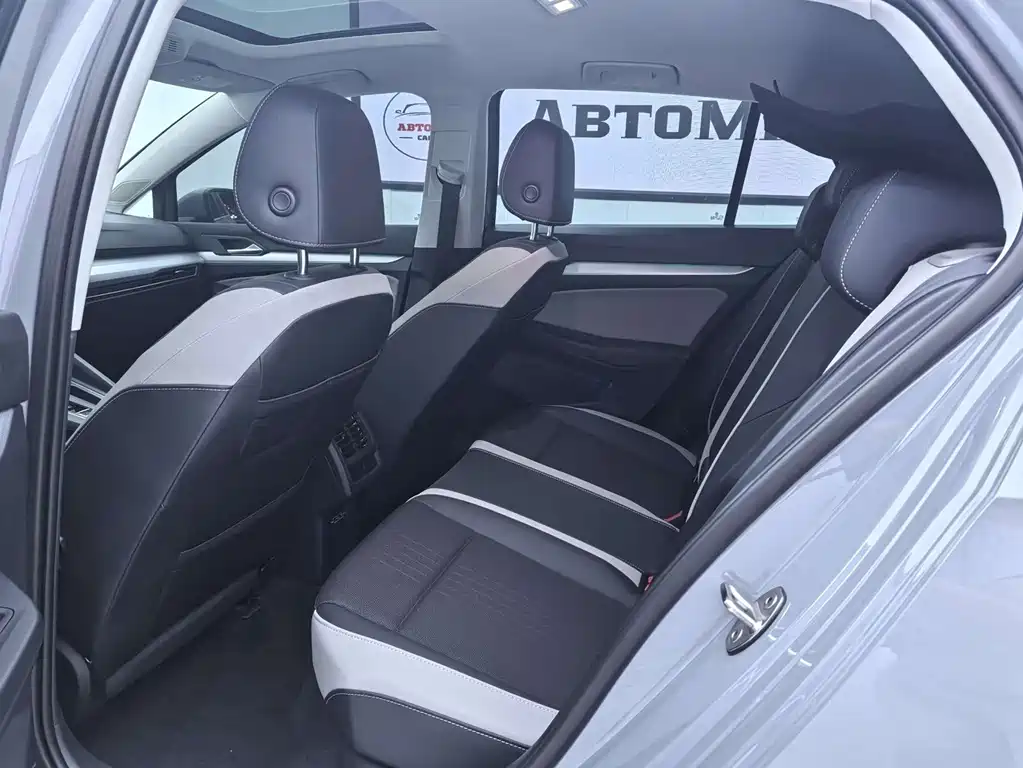 Volkswagen Golf — миниатюра 5