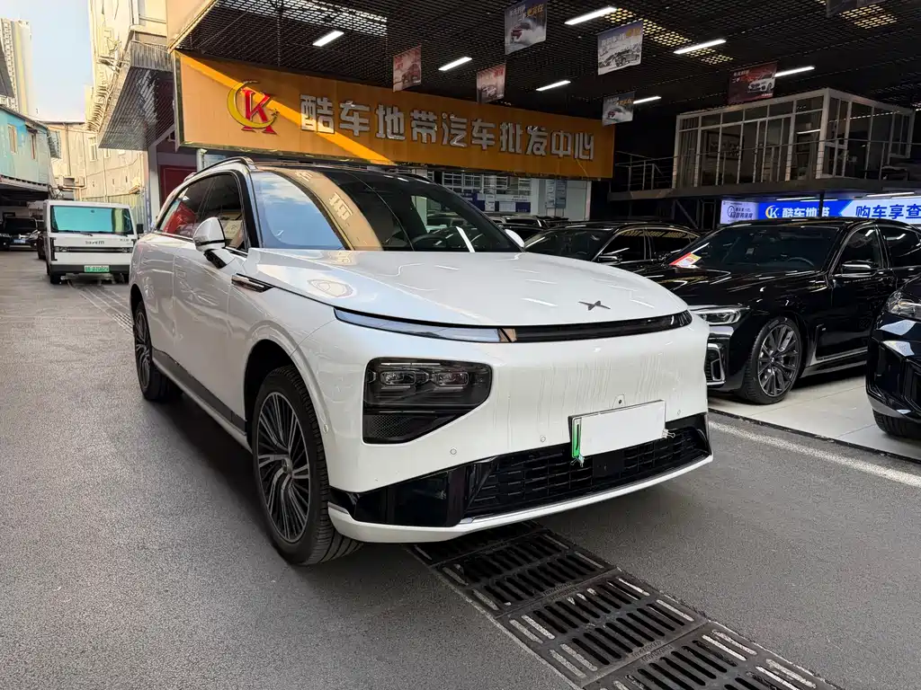 XPeng G9 — миниатюра 3