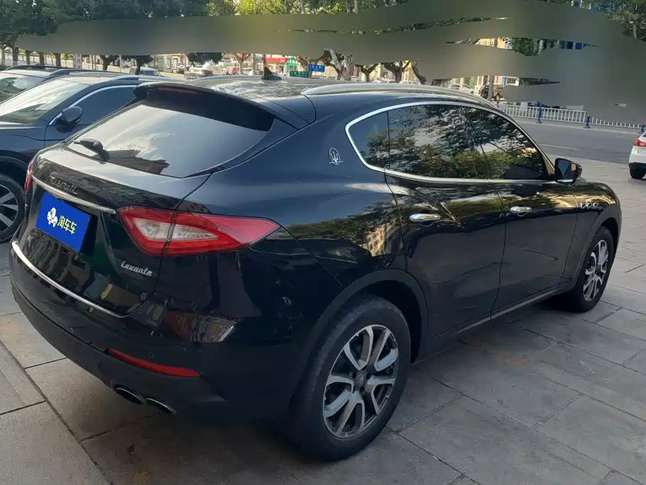 Maserati Levante — миниатюра 3