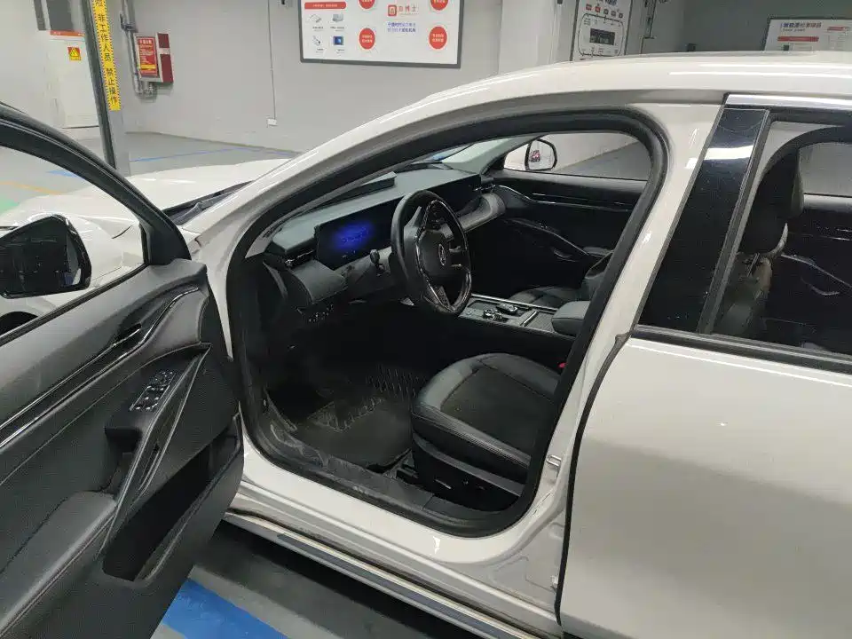 Ford Mondeo — миниатюра 4
