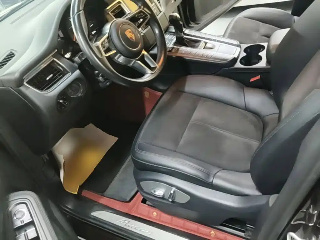 Porsche Macan — миниатюра 15