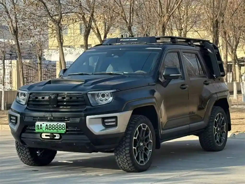 TANK TANK 700 NEW ENERGY