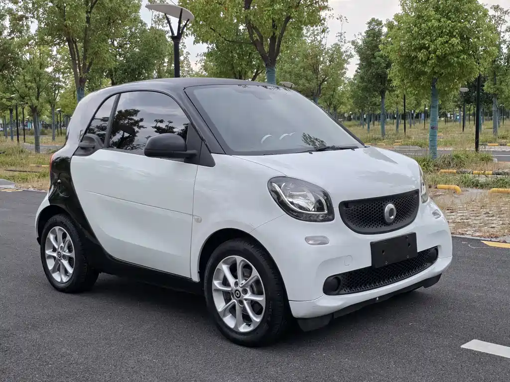 smart Smart Fortwo — миниатюра 3