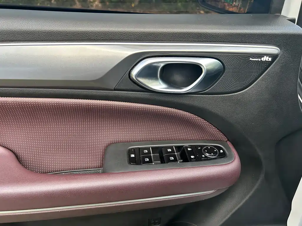 GAC Motor Trumpchi M6 — миниатюра 12