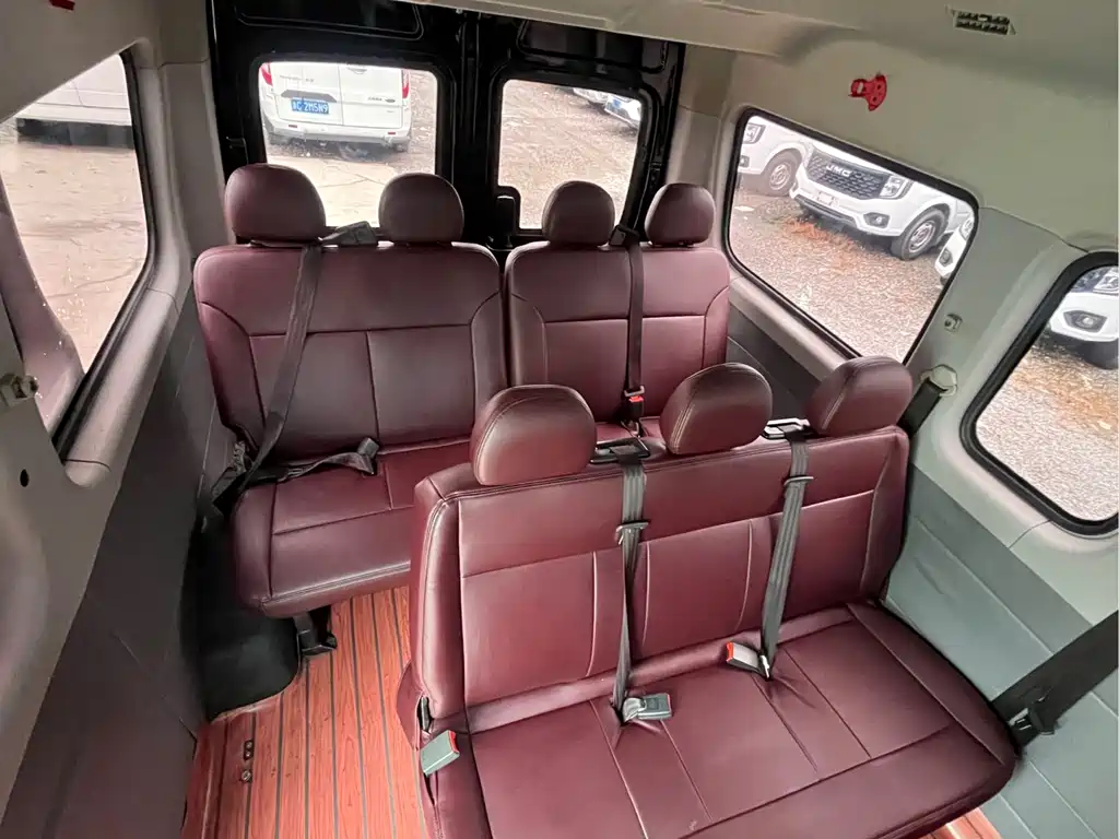Maxus V80 — миниатюра 11