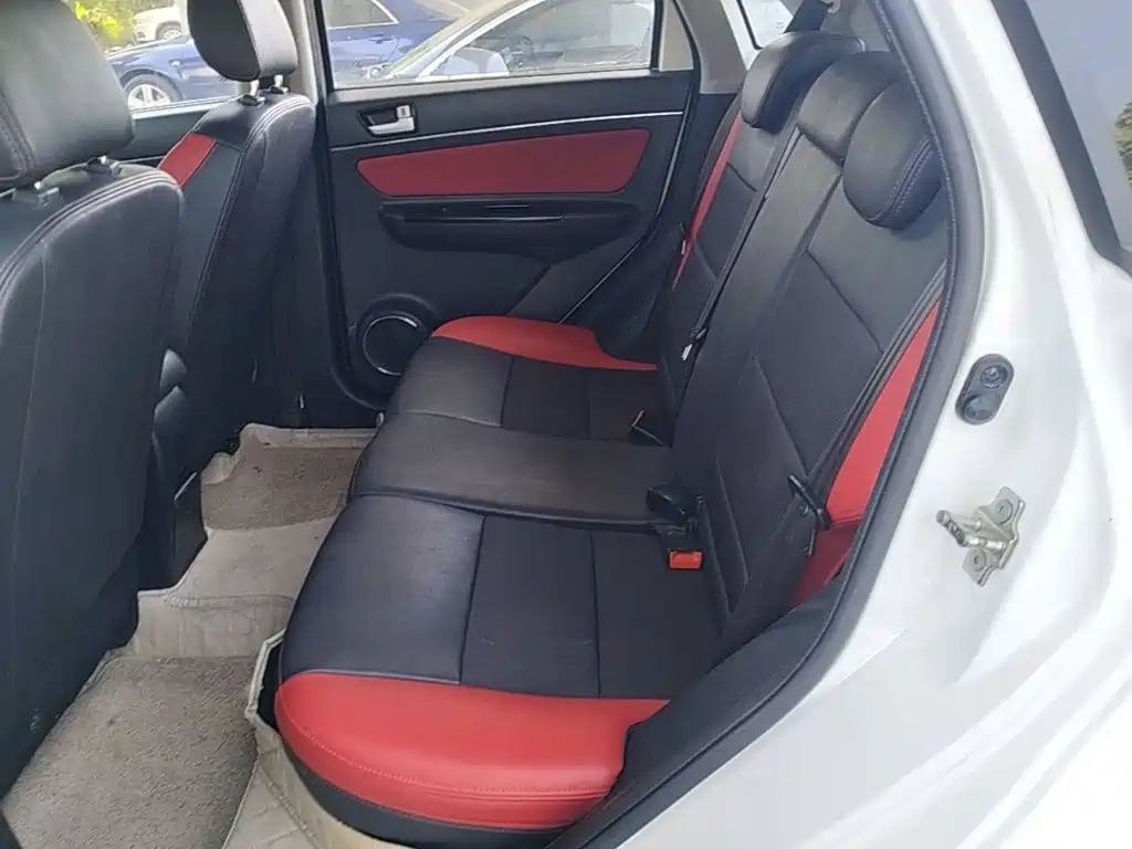 BAIC Senova X25 — миниатюра 17