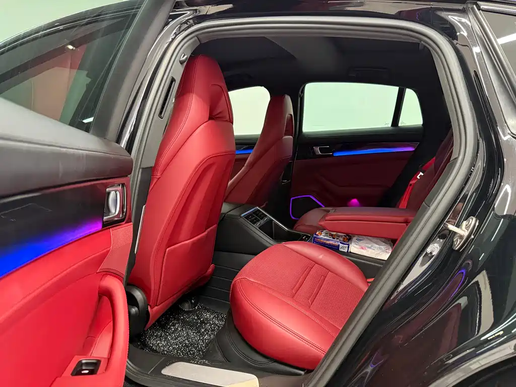Porsche Panamera — миниатюра 6