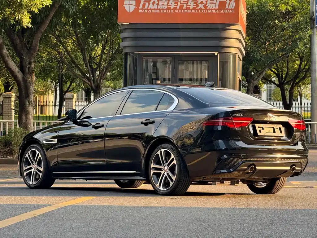 Jaguar XEL — миниатюра 6