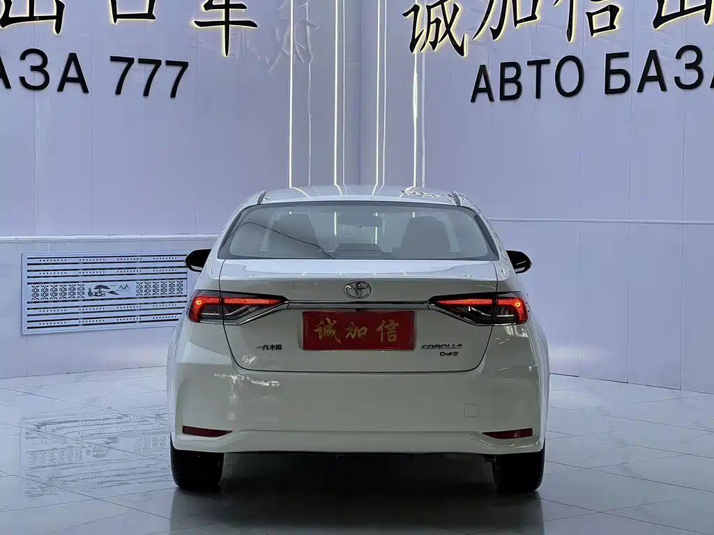 Toyota Corolla — миниатюра 5