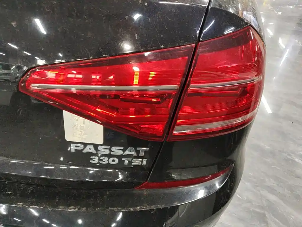 Volkswagen Passat — миниатюра 8