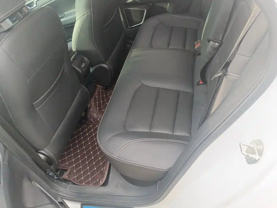 Geely Emgrand GL — миниатюра 11