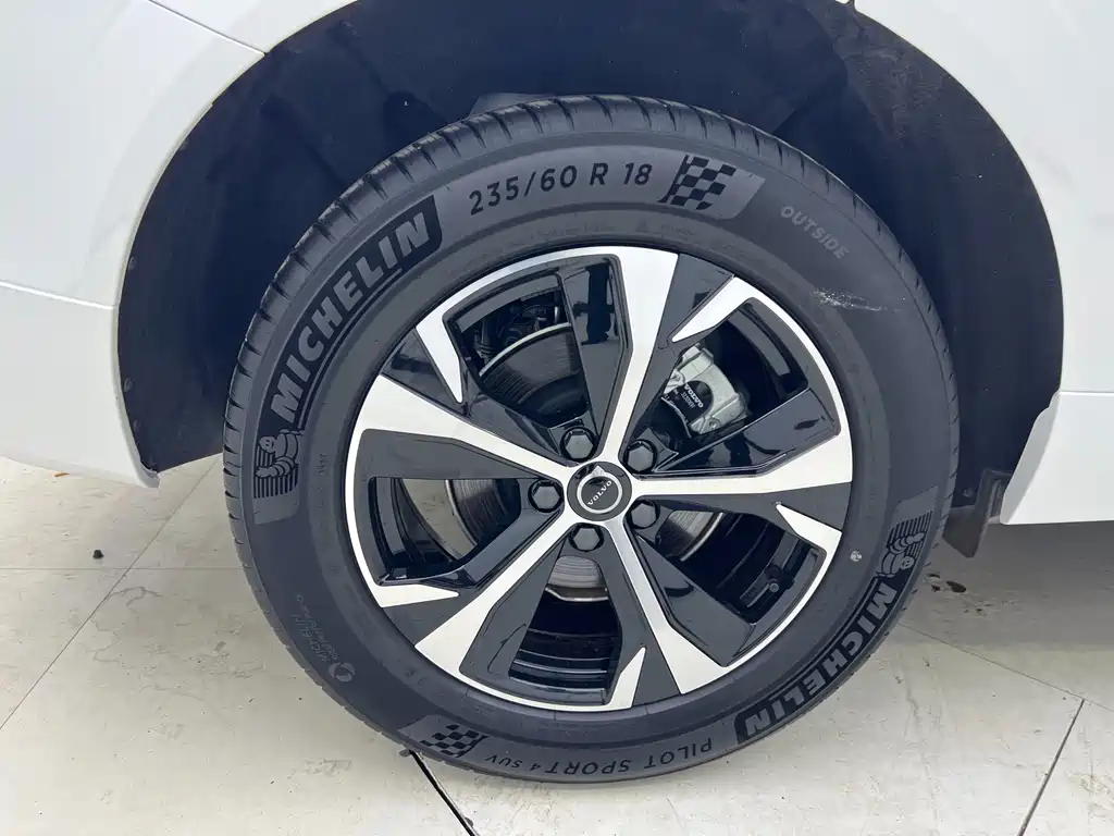 Volvo XC60 — миниатюра 25