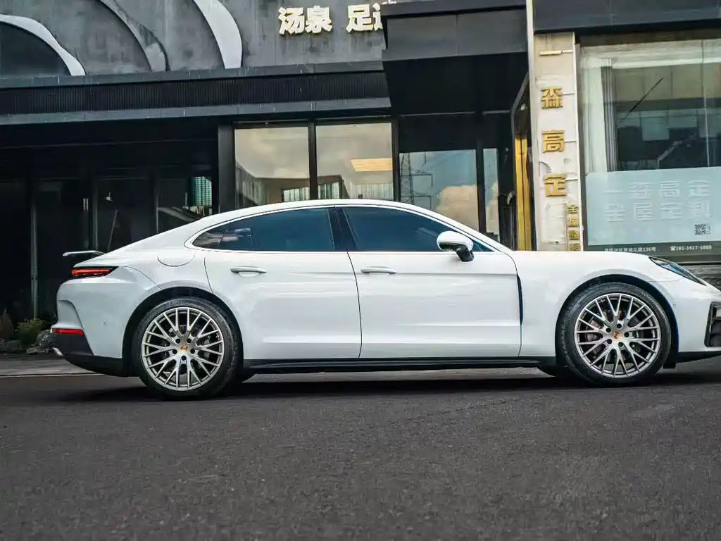 Porsche Panamera — миниатюра 3