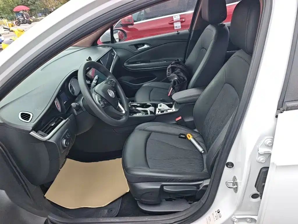 Buick Verano — миниатюра 15