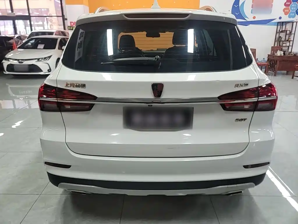 Roewe RX5 — миниатюра 6