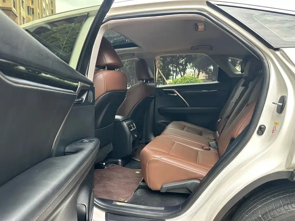 Lexus RX — миниатюра 13
