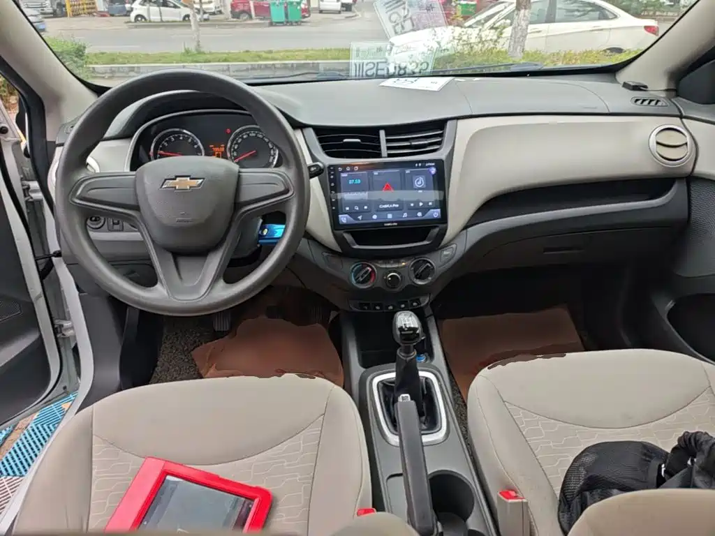 Chevrolet Sail — миниатюра 10
