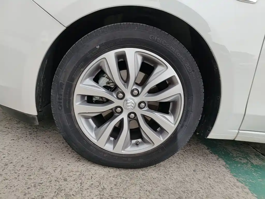 Buick Excelle — миниатюра 23