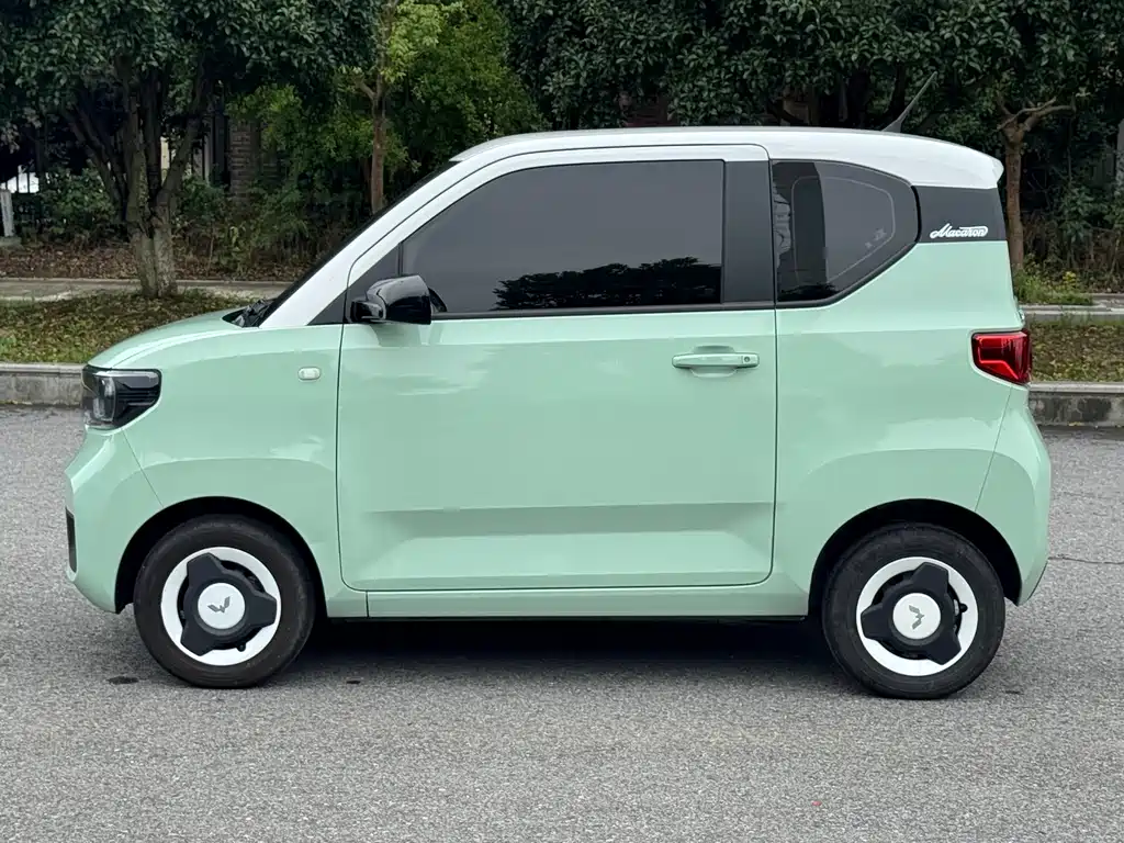 Wuling MINIEV — миниатюра 11