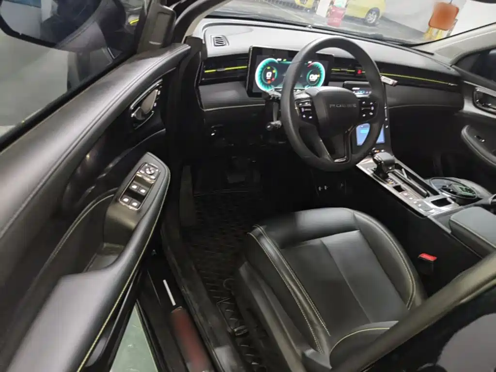 Roewe RX5 — миниатюра 16
