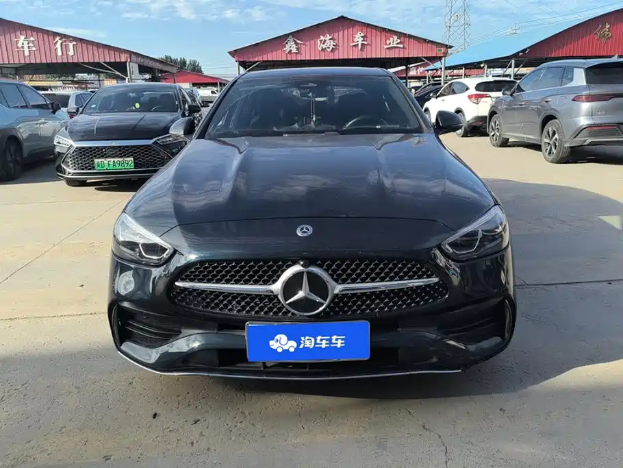 Mercedes-Benz C-Class — миниатюра 2