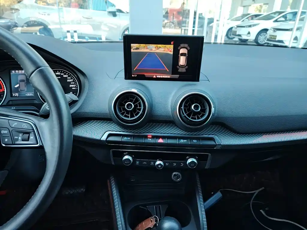 Audi Q2L — миниатюра 13
